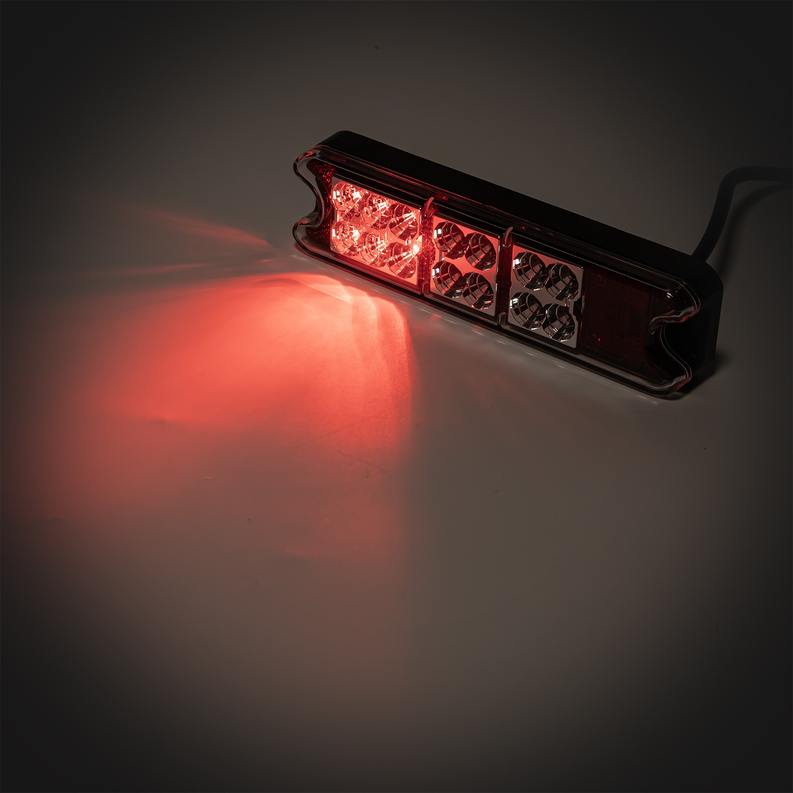 Baglygte 18 LED 12/24 V lille