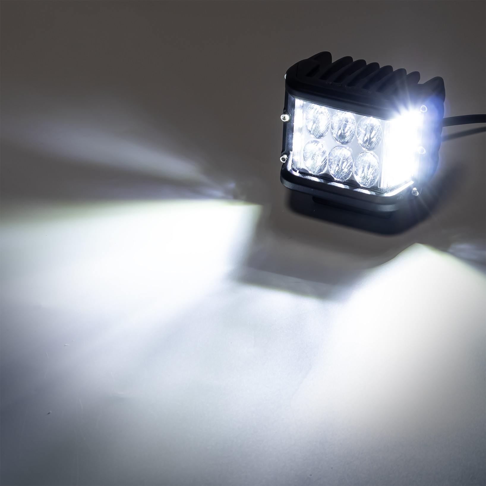 LED-arbejdslys CUBE