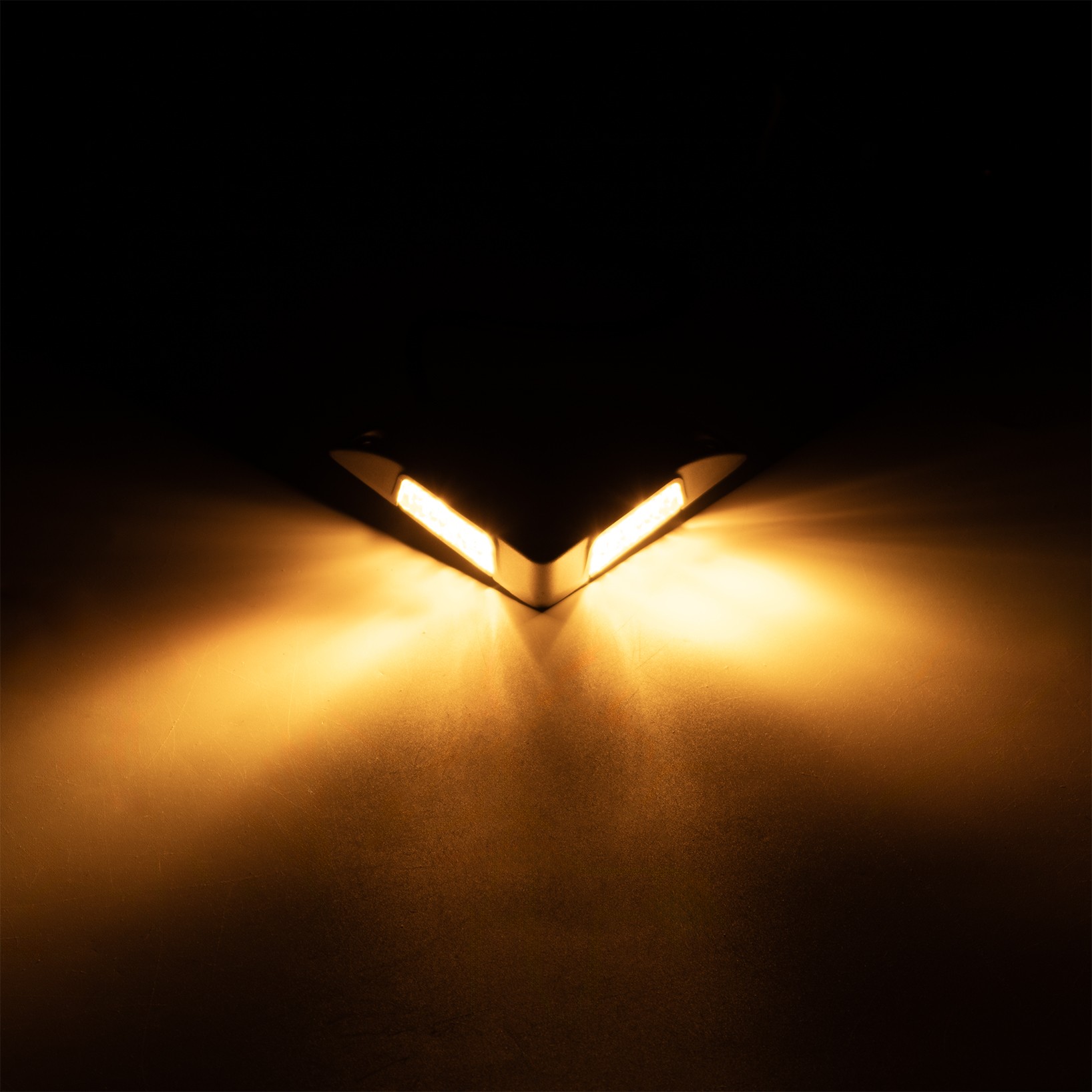Warning light for rear lifting black