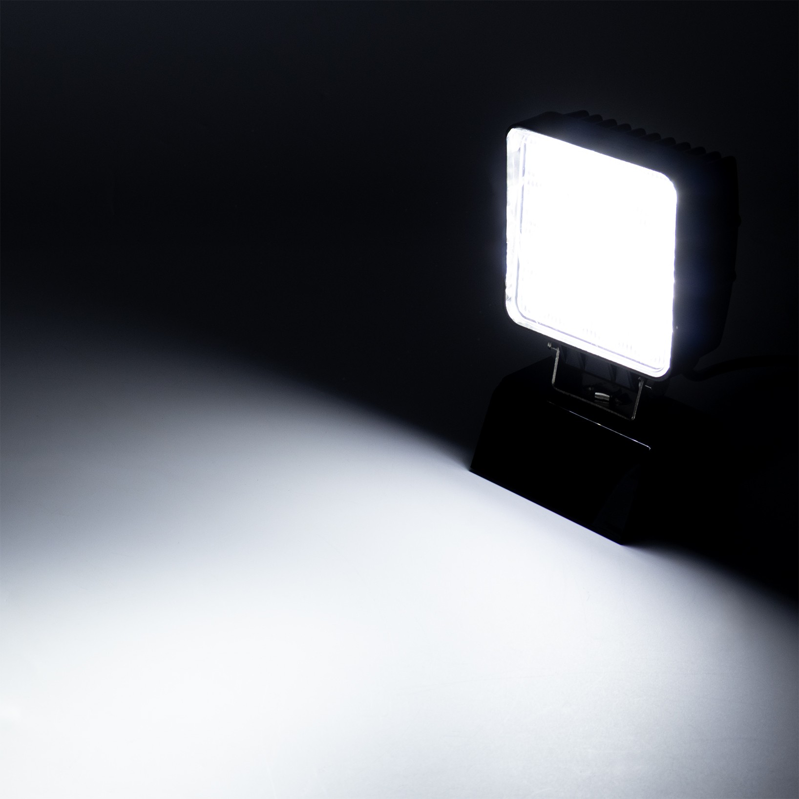LED-arbejdslys 16x LED firkantet spot