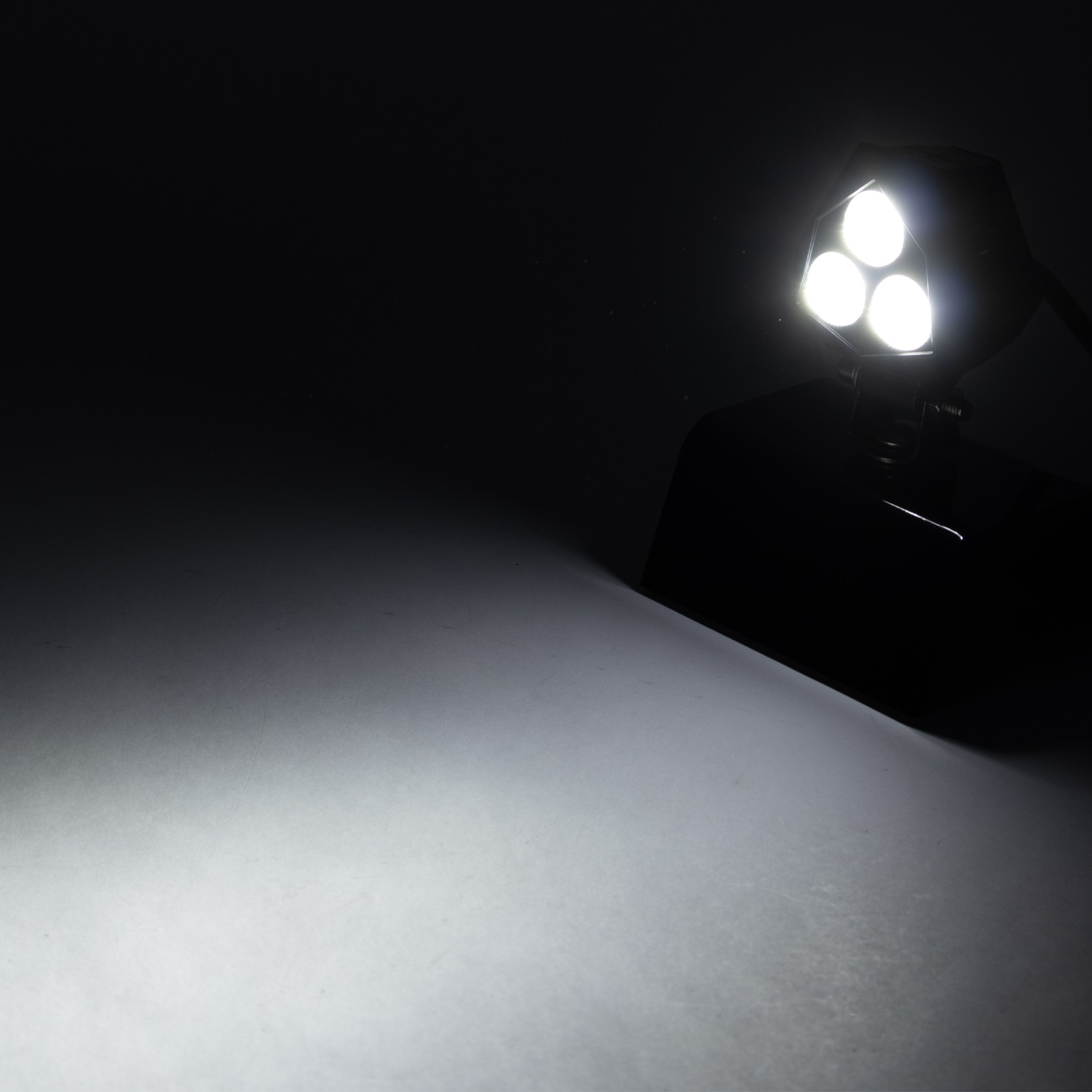 Arbejdslys 3xLED trekant