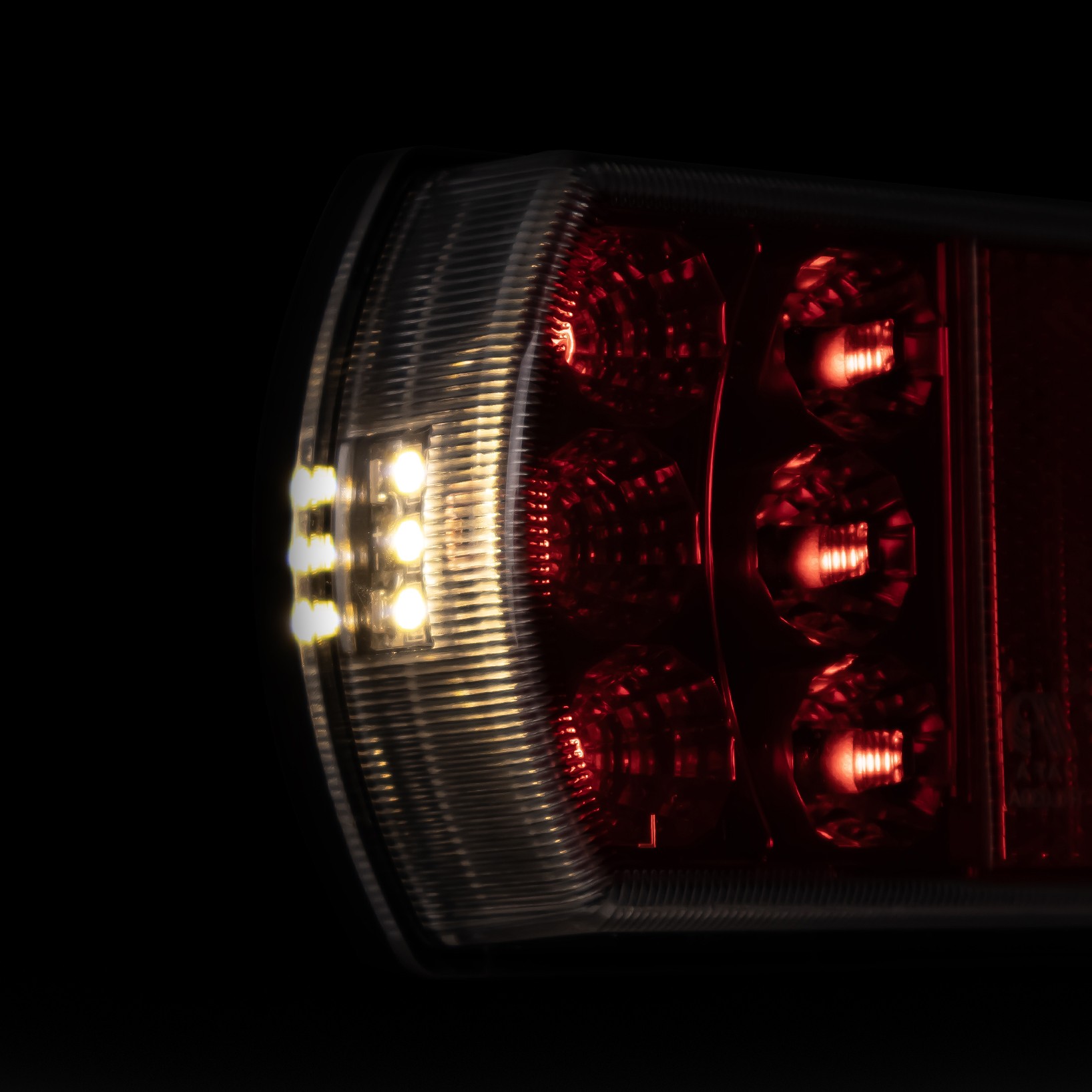 Baglygte LED 15 højre 12/24 V